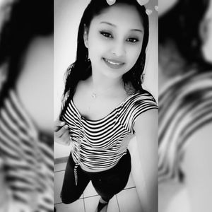 Meet your Posher, Dania